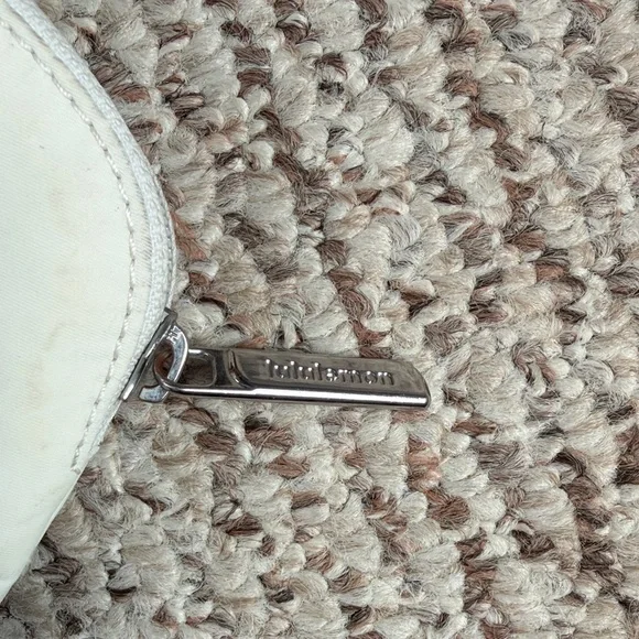 lululemon athletica Tan and White Wallet Set - Picture 10 of 11